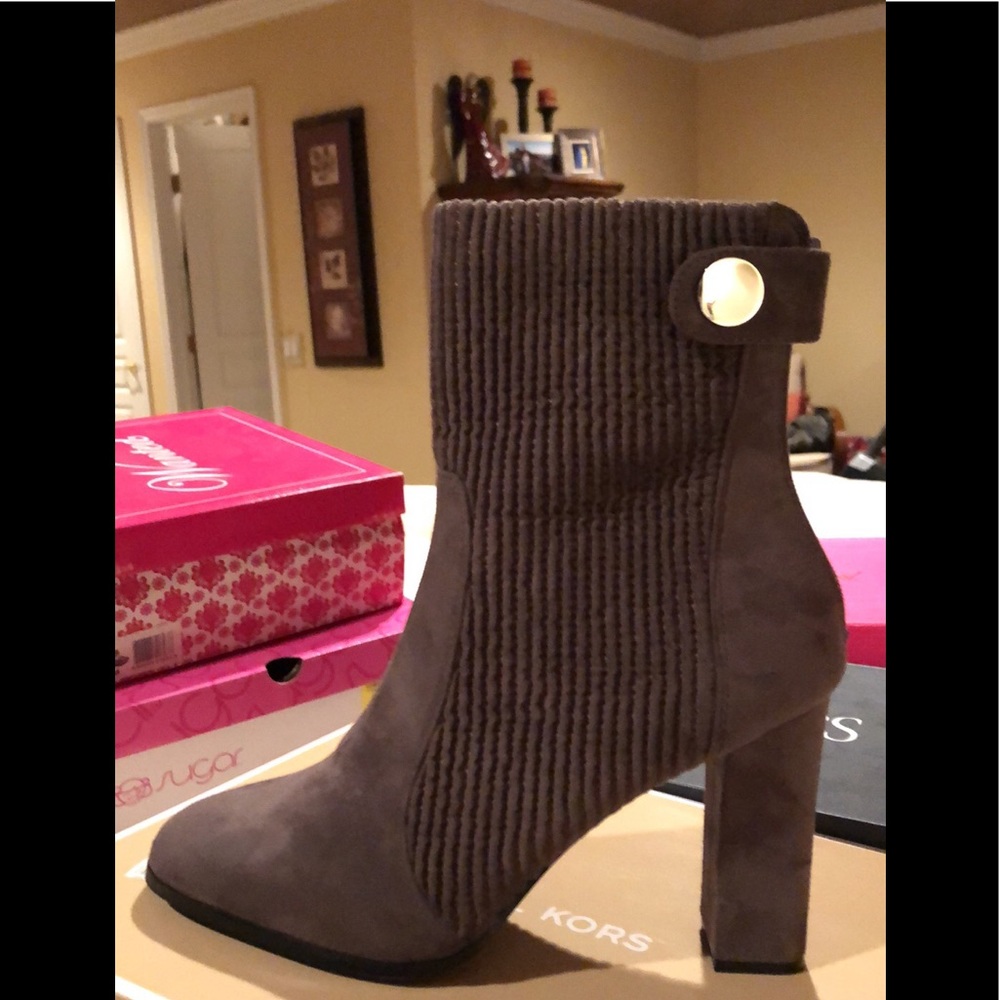 COPY - New boots